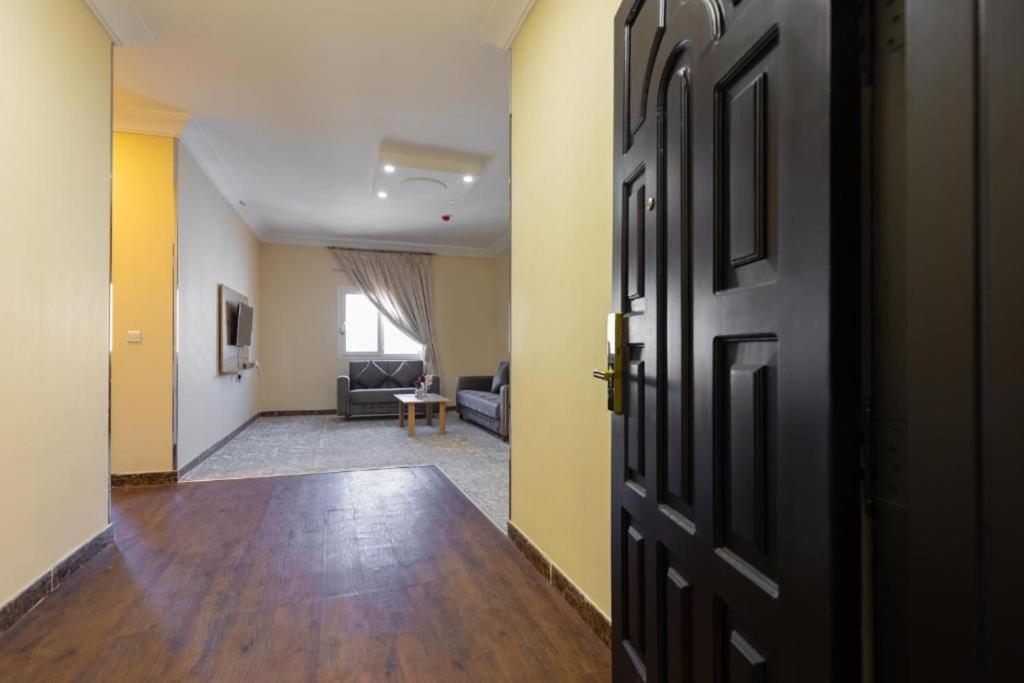 Lavent Park Hotel Suites Jeddah Bagian luar foto