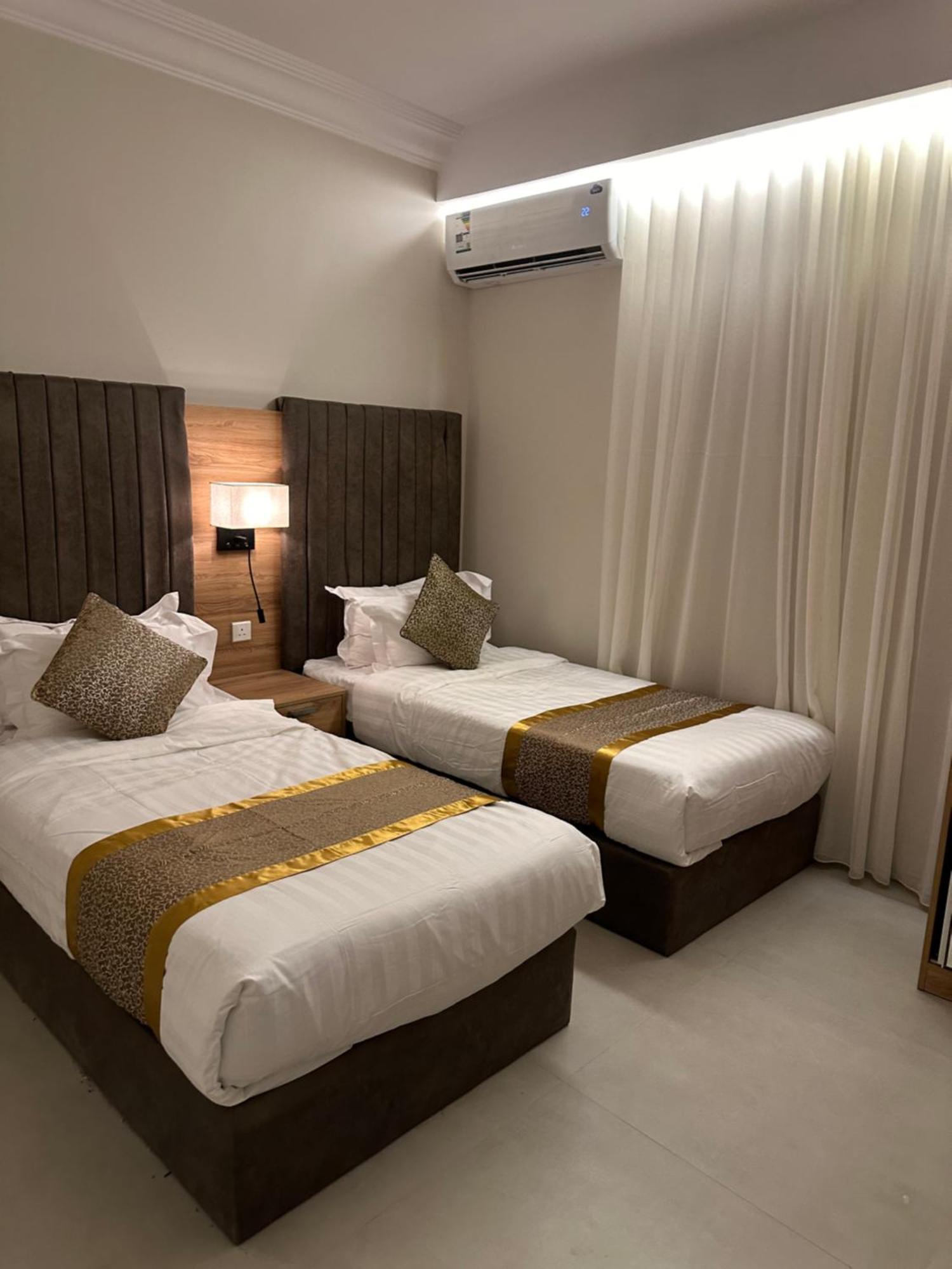 Lavent Park Hotel Suites Jeddah Bagian luar foto